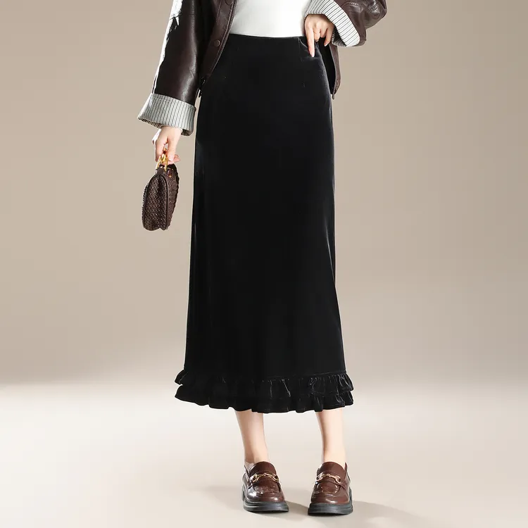 2025秋季新款高级感丝绒直筒半身裙女高腰显瘦中长款开叉一步裙子