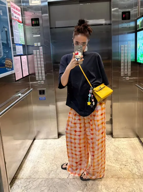 韩系chic感上衣女2025夏季新款简约宽松黑色T恤百搭休闲裤套装