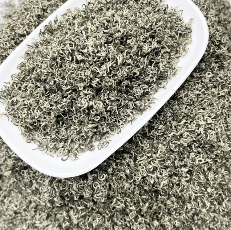 2025年八窨飘雪新茶浓香茉莉花茶全芽头广西胚横县全芽飘雪散装