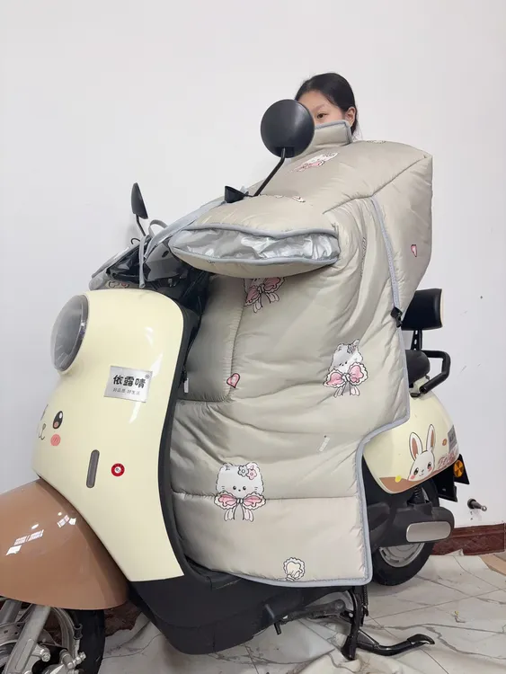 依露晴冬季加宽加厚加大防风防水耐磨带挡风被冬季加厚加绒防水
