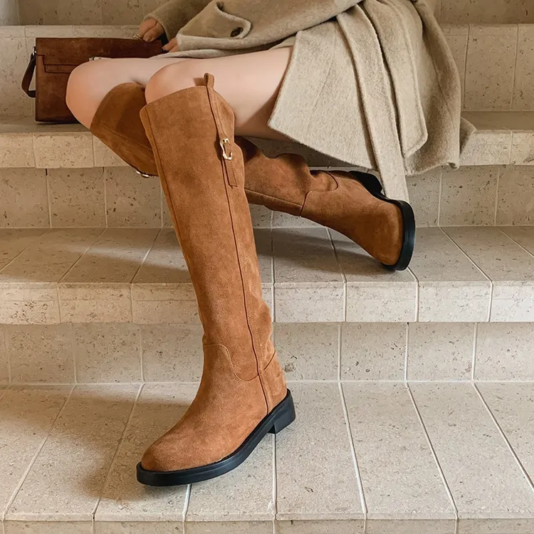 真皮法式复古平底小个子不过膝长靴女秋冬新款百搭套筒低跟骑士靴