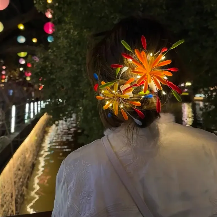 烟花发卡创意扭扭棒新年元宵氛围感侧边夹高颜值发光头饰拍照道具