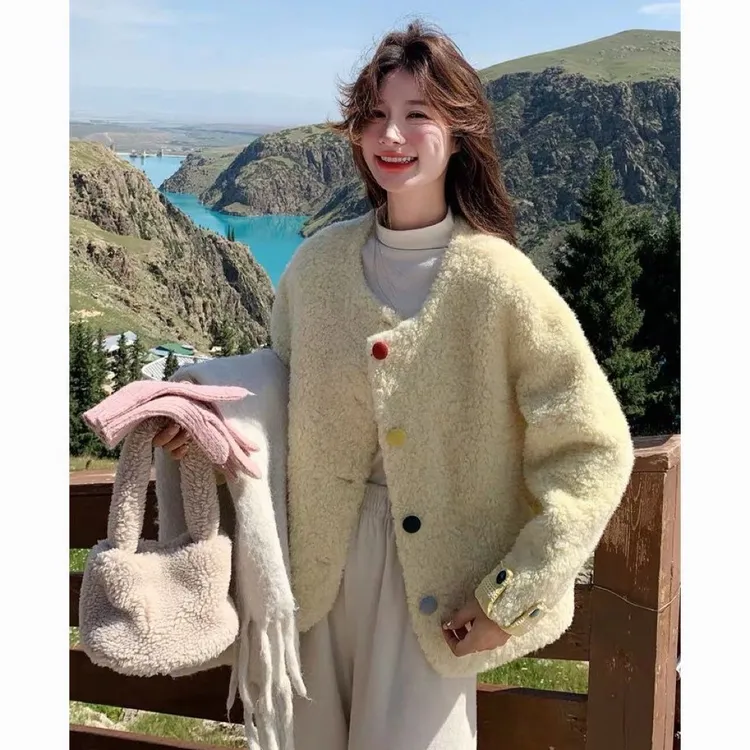 韩系彩色扣毛毛外套女秋冬慵懒温柔风加厚保暖宽松上衣潮