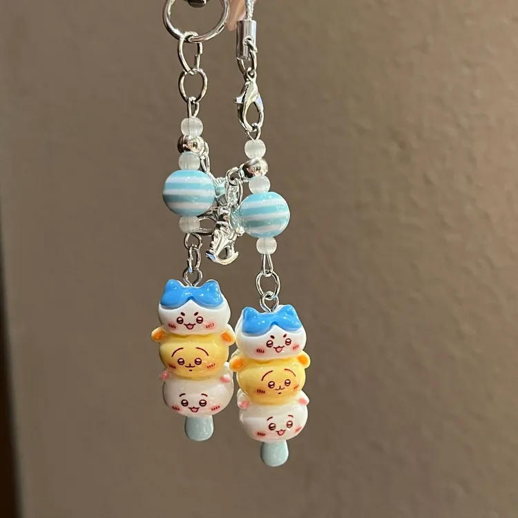 可爱chiikawa小八吉伊乌萨奇钥匙扣创意卡通糖葫芦包包挂件礼物