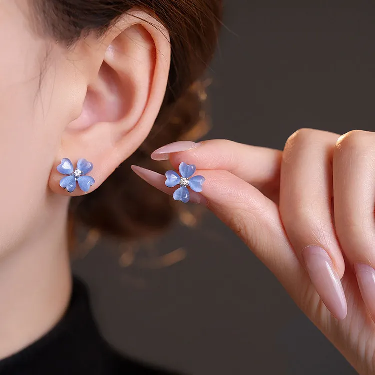 四叶草小众设计感耳钉女独特漂亮巨好看耳环爆款耳饰品7530