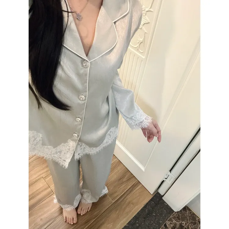 轻奢蕾丝富家千金感花边拼接冰丝睡衣女春秋季新款宽松外穿家居服