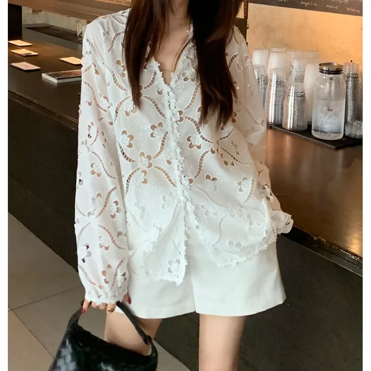 2025款简语繁花/RAREZZ/法式复古白色优雅气质镂空蕾丝花边上衣女