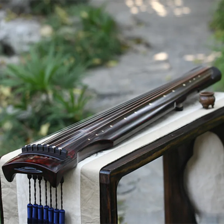 扬州古琴 初学古琴精选专业演奏级仲尼款混沌款老杉木生漆古琴