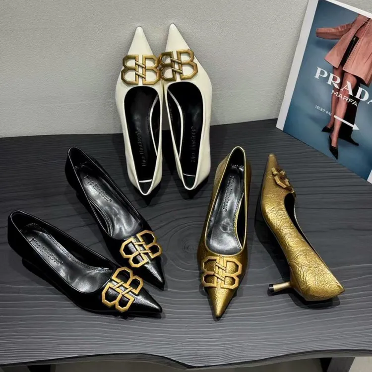 安家 2322-12 5CM新款尖头金属bb扣猫跟金色低跟浅口高跟鞋