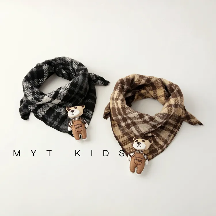 宝宝围巾秋冬季婴儿口水巾保暖护颈儿童三角巾围脖防风可爱小熊