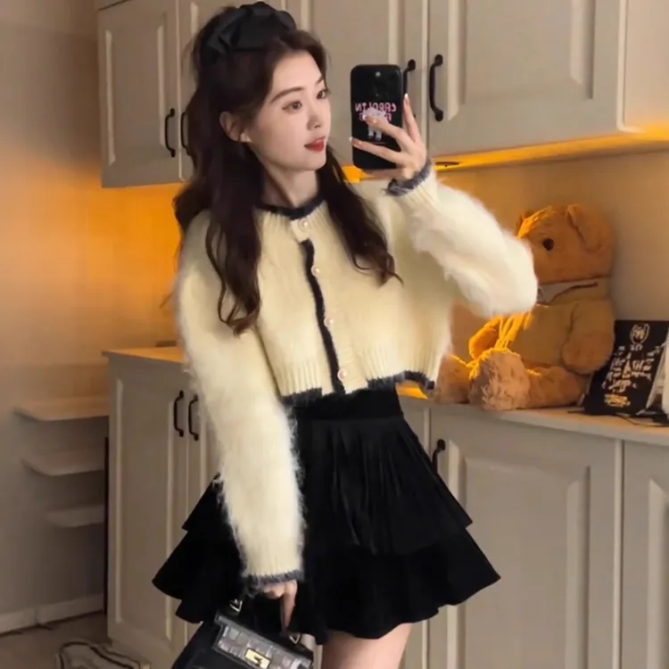 富家千金感穿搭高级感名媛小香风毛茸茸毛衣女秋冬蛋糕裙两件套装