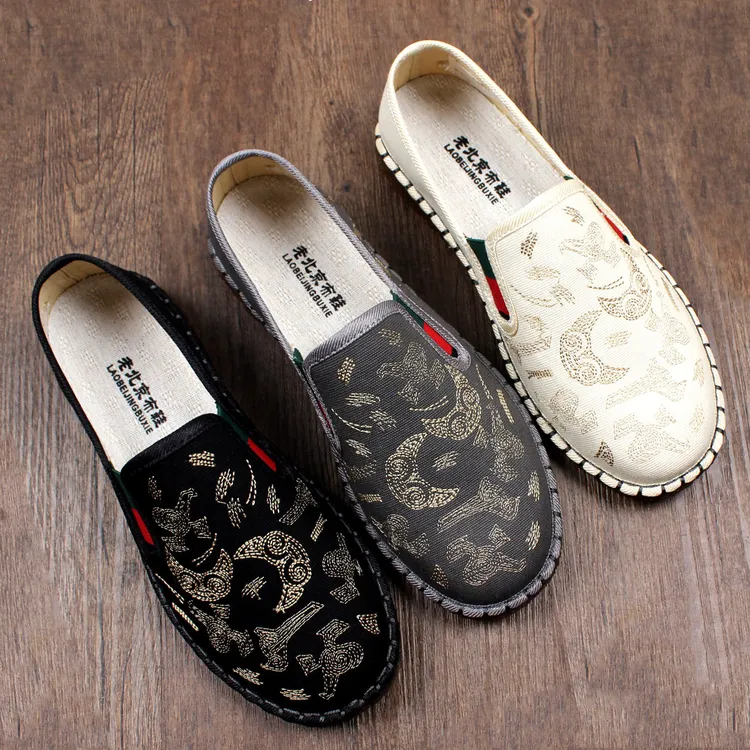 2025新款秋季老北京布鞋男刺绣软底一脚蹬牛筋底透气耐磨休闲轻便