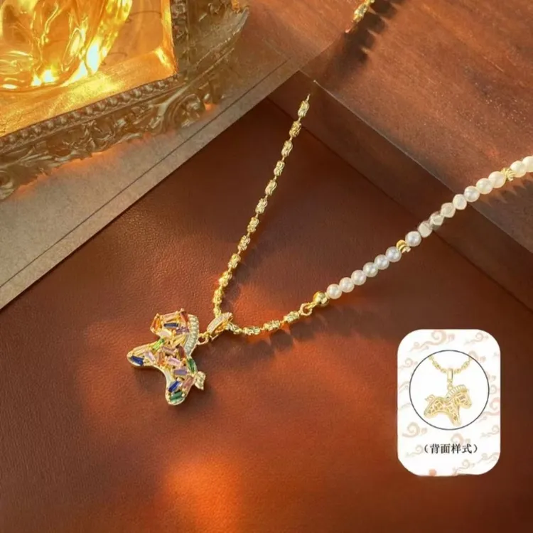 铜合金项链 【彩色白马】水晶项链女轻奢时尚高级感设计锁骨链