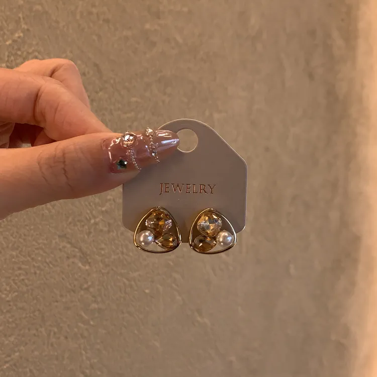 铜合金锆石耳饰 法式复古优雅香槟金耳钉女轻奢小众高级感耳环