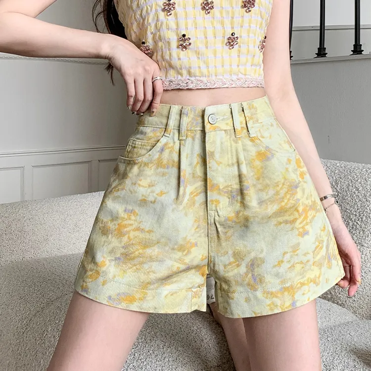 2512#黄色无弹力水洗抗皱夏季薄款休闲韩版辣妹小众显瘦印花短裤