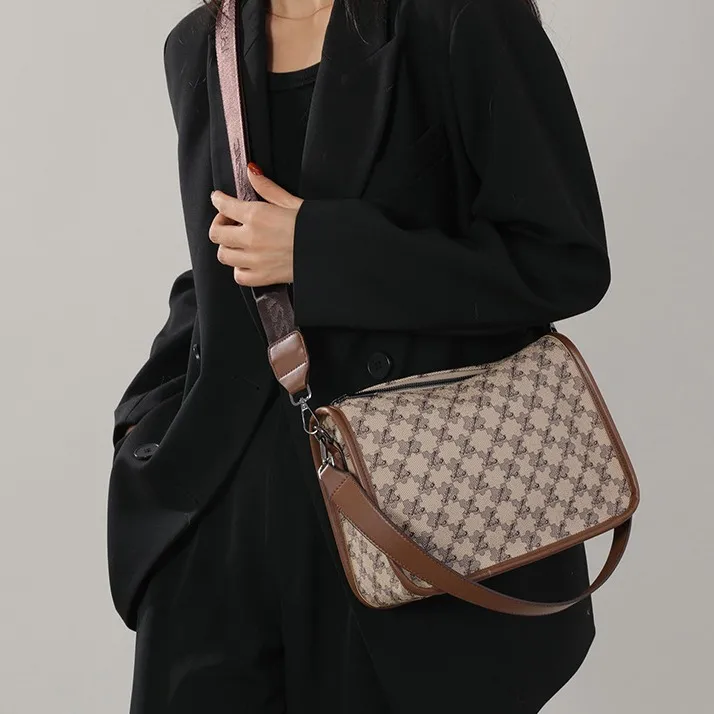 潮流托特包包女真皮质感单肩包新款时尚通勤百欧美波士顿斜挎包