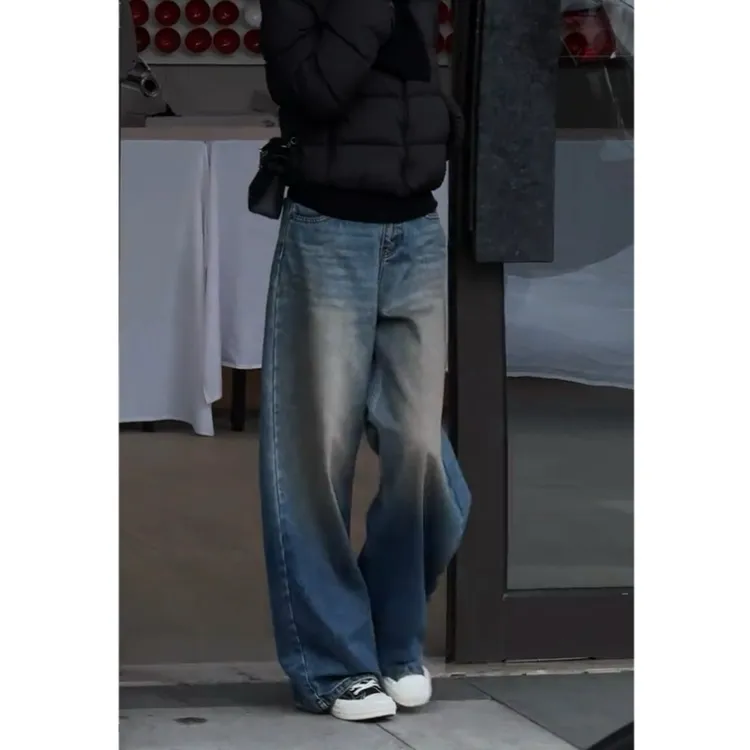 Aimeerosa/艾洛莎2026早春新款复古刺绣做旧牛仔裤潮流显瘦阔腿裤