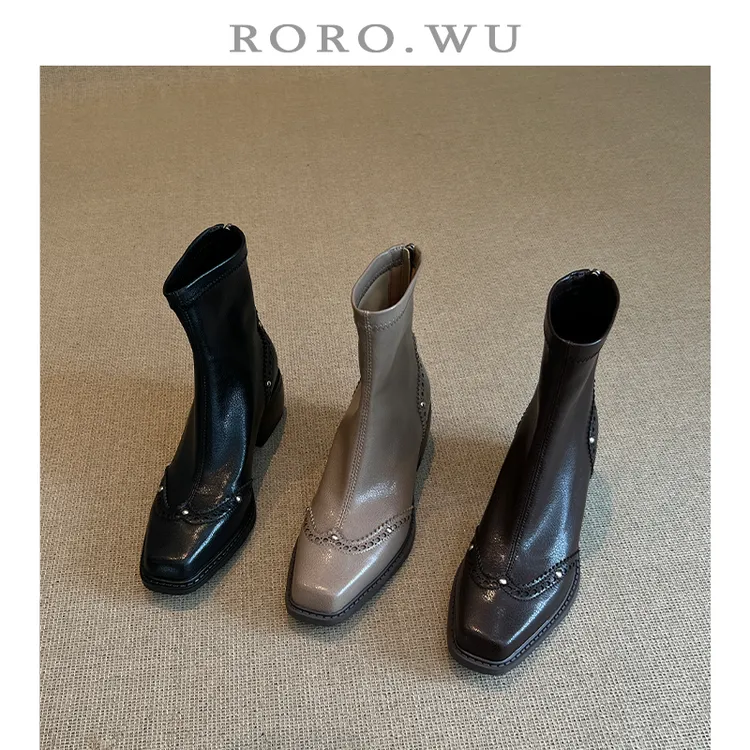 娆娆吴·法式雕花镂空增高方头后拉链短筒靴冬季新款时装靴女Z87