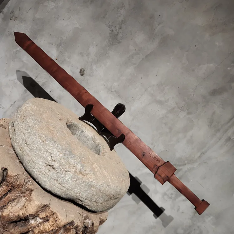 雷击枣木古剑 雷击木