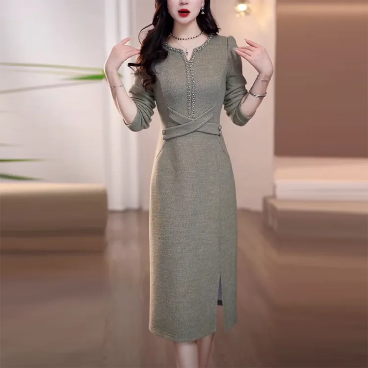 气质百搭显瘦修身打底连衣裙秋冬季加厚保暖修身显瘦2025新款爆款