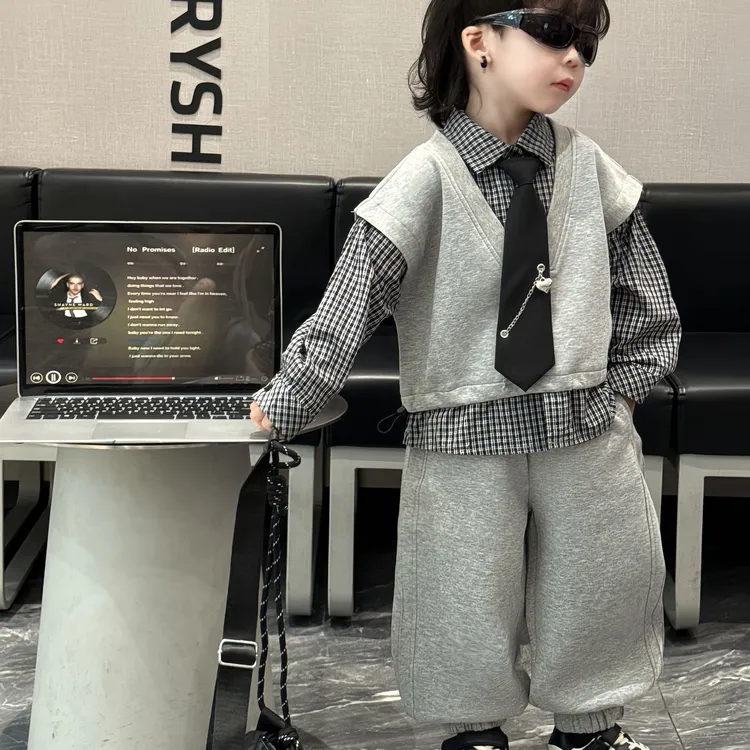 楚航潮品男童假2件衬衫马甲套装休闲束脚裤潮童帅气