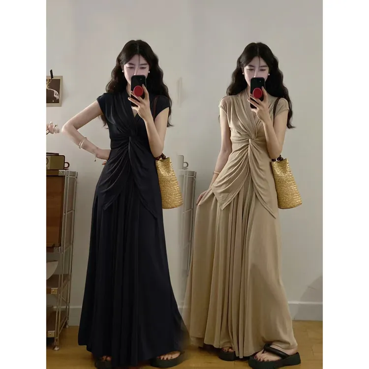 大码 洋气炸街扭结上衣裤裙两件套女夏季清冷感搭配一整套