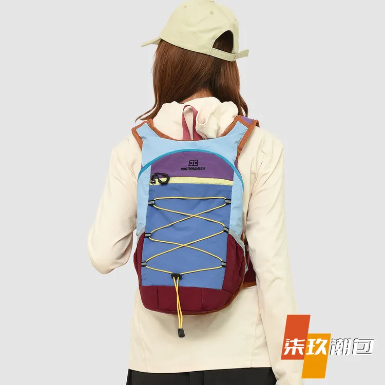 柒玖多巴胺轻量化双肩包徒步运动登山包大容量短途旅行包学生书包