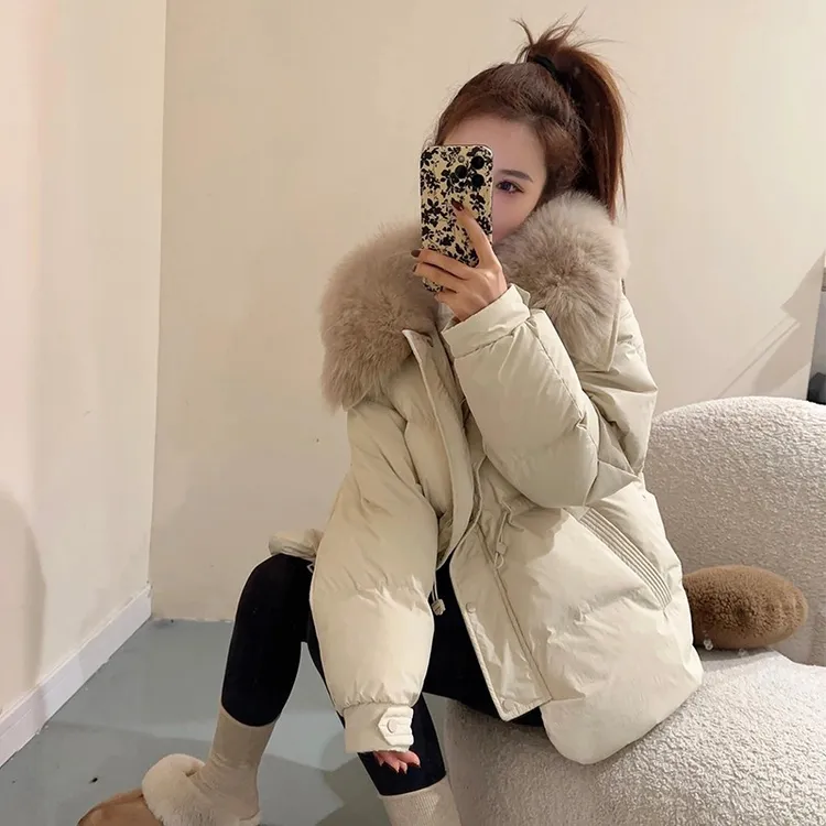 白短款毛领服女冬季2024年新款时尚洋冬季收腰长款羽绒服