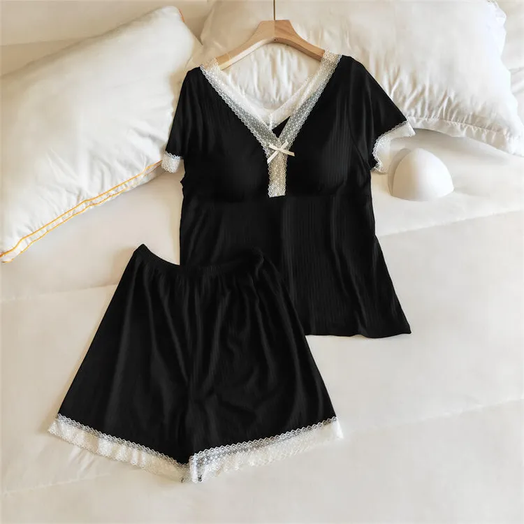 2025新款短袖短裤睡衣女夏天薄款冰丝带胸垫黑色家居服套装可外穿