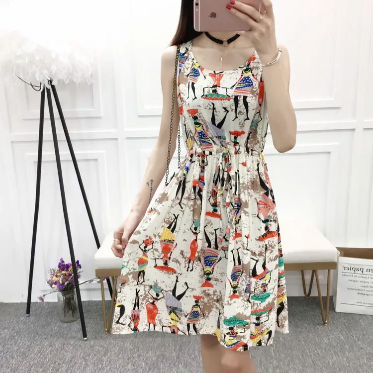 2025夏季小个子女士棉绸连衣裙外穿印花人造棉时尚碎花背心裙子