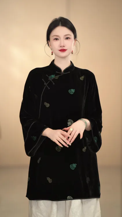 「无妨」新中式秋冬款网红时尚立领斜襟显瘦唐装长袖上衣黑色复古