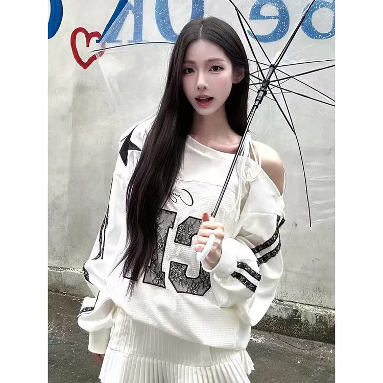美式复古辣妹甜酷绑带球衣卫衣女秋季新款宽松显瘦纯欲风斜肩上衣