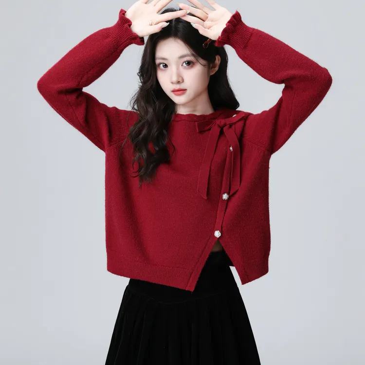 红色圆领毛衣女秋冬2025冬季新款蝴蝶结不规则内搭针织衫短款上衣