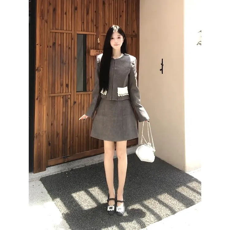 秋季穿搭一整套韩系富家千金小香风气质款甜美减龄连衣裙子套装女