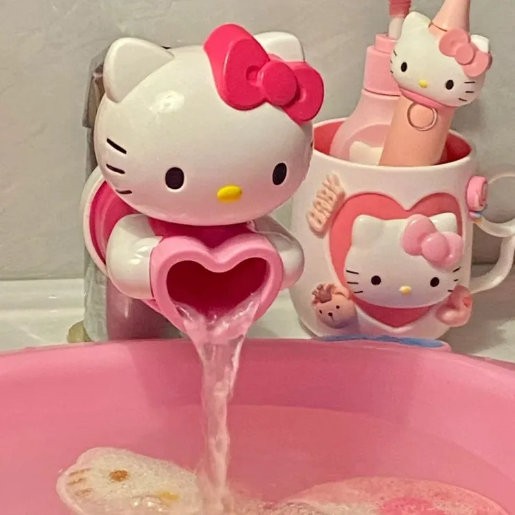 Hello Kitty水龙头洗手防溅水龙头水池延长器儿童水龙头套嘴可爱