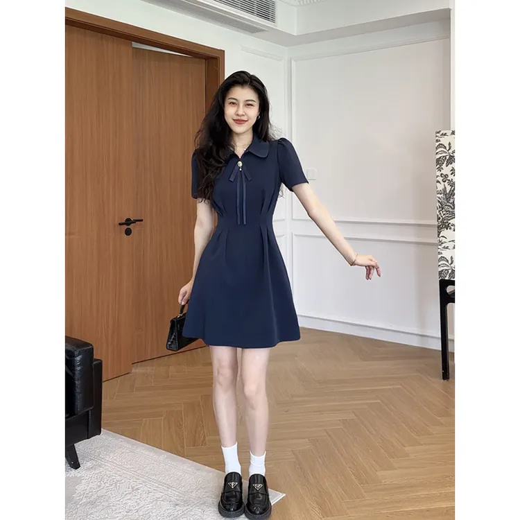 张阿星【10.11专享】miu系减龄掐腰遮肚子显瘦连衣裙 W425Q07062