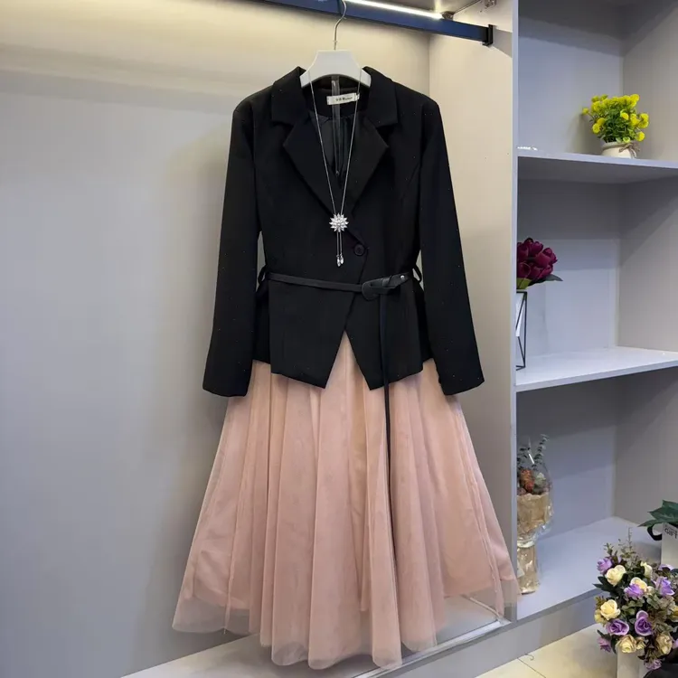 欧货2025气质西服外套半身纱裙显瘦温柔大方时尚两件套