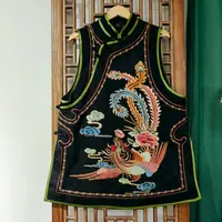 双凤（LS501-9）凤徕兮私人定制黑色光板底彩凤刺绣如意边盘扣马甲