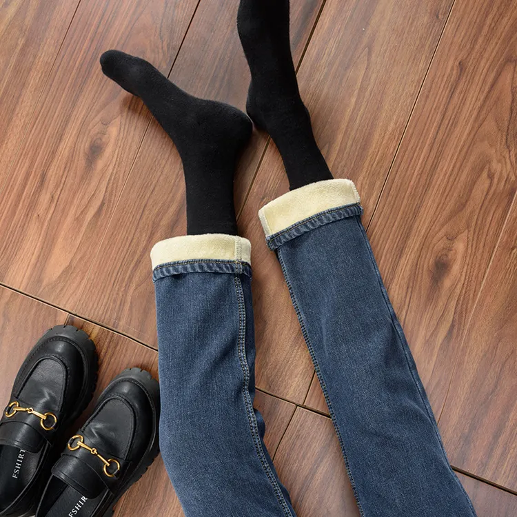 加绒加厚直筒牛仔裤女秋冬显瘦高腰保暖烟管裤小个子长裤