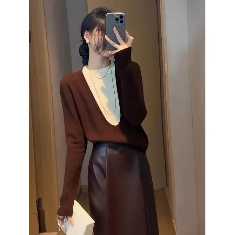 时髦洋气小众不撞款2025秋冬季独特别致针织衫显瘦咖色假两件上衣