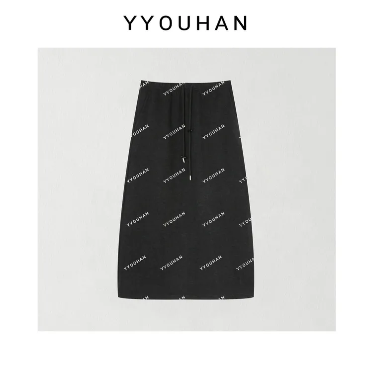 月月 2025冬季新款小众设计极简风加厚显瘦百搭半身裙 2511C8278