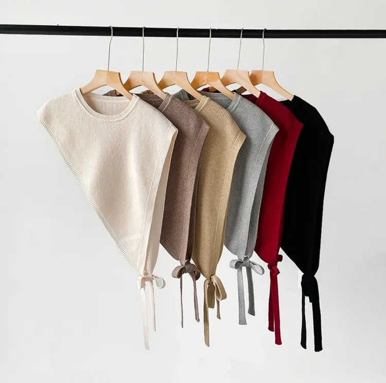 新款斜边三角针织披肩女秋冬款外搭叠穿短款黑色百搭高档披肩马甲