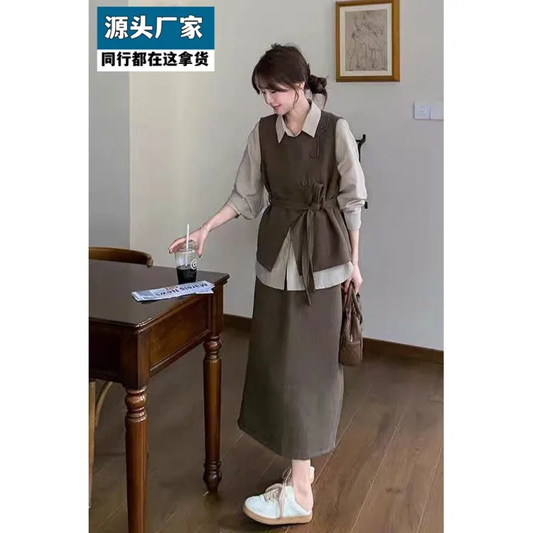 梵乐芬2025春秋新款时尚套装女高级感马甲长袖衬衫高腰显瘦半身裙