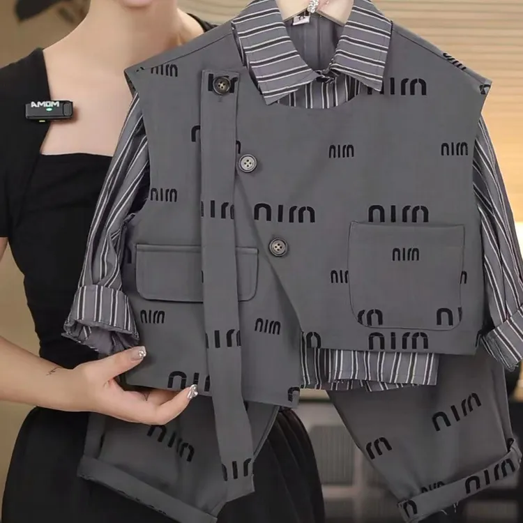 儿童套装24新款男童学院风马甲女宝宝中小童时尚牛仔西裤三件套潮