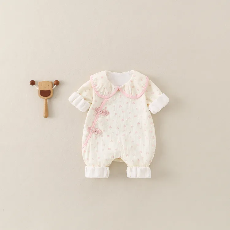 婴儿新中式衣服纯棉春装新生儿女宝春秋季连体衣婴幼儿款哈衣爬服
