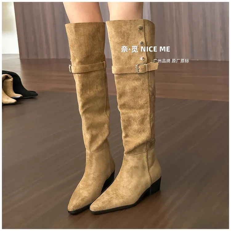 NICE ME~4.5cm雕家千金~博主松驰卡其尖头粗跟过膝长靴两穿高筒靴
