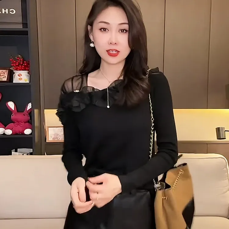 秋季显瘦时尚减龄圆领气质长袖洋气百搭打底衫简约通勤修身T恤女