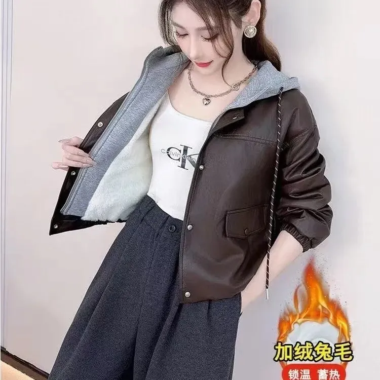 秋季拼接显瘦外套短款连帽秋冬常规皮衣嘻哈风宽松pu水洗皮外套女