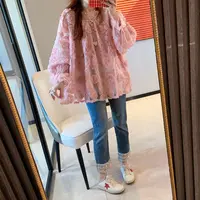 JENNIFER JXLIU 秋～粉红色立体花朵娃娃款花瓣袖口宽松蕾丝衫上衣