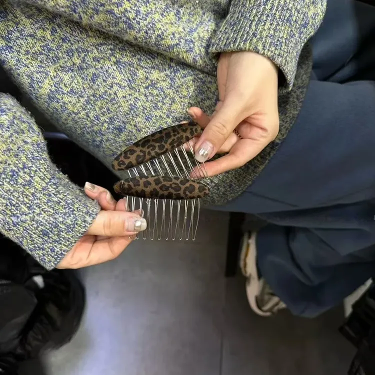 日韩发插梳刘海倒插梳植绒发梳带齿发卡防滑碎发夹丸子头盘发夹子